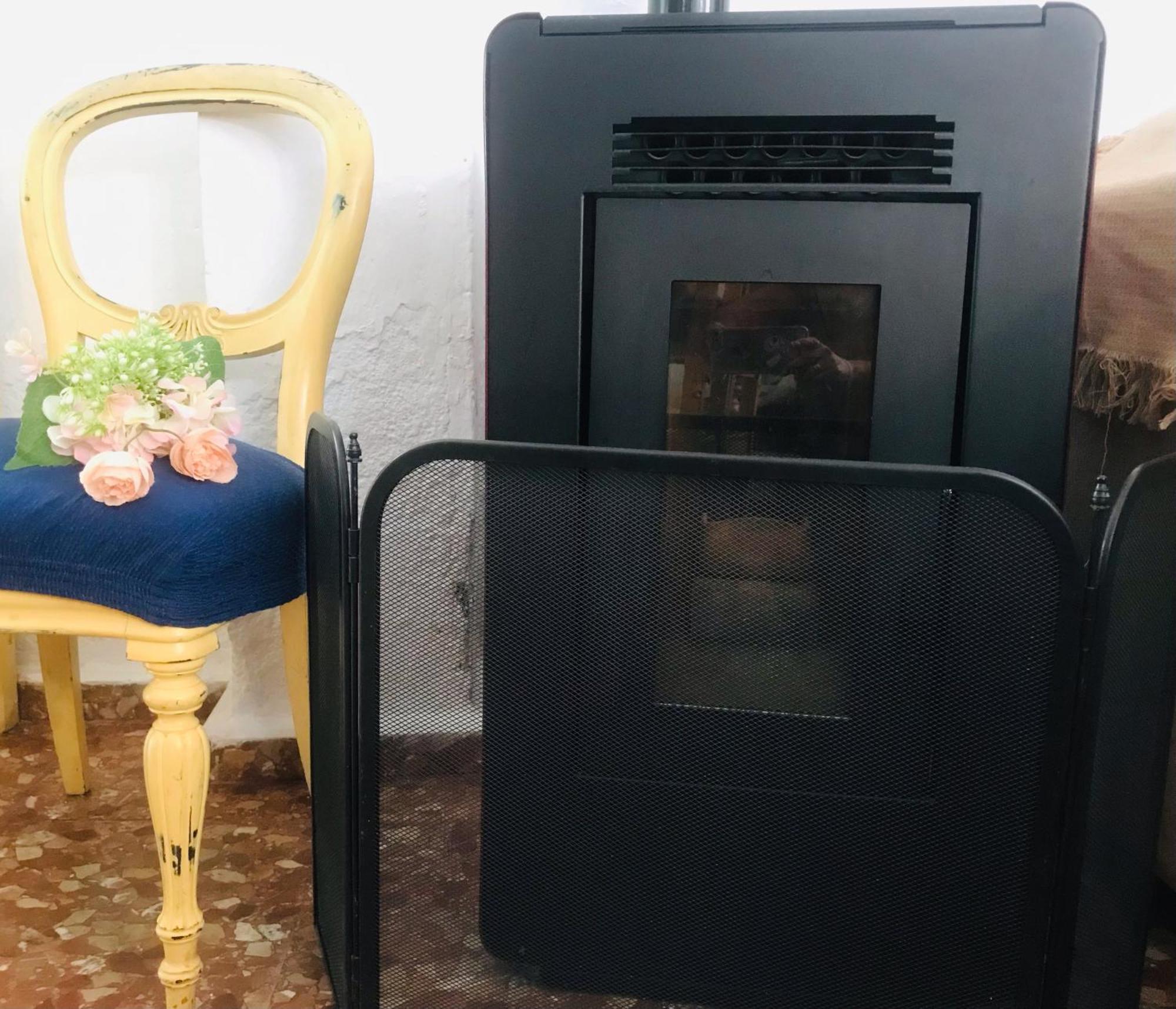 En Parque Natural Con Chimenea, Piscina Y Barbacoa En Holiday home *